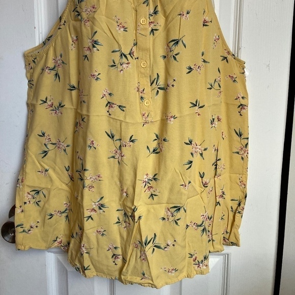 Signature Reitmans sleeveless top size large - Picture 8 of 8